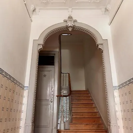 Lejlighed In Center Of *